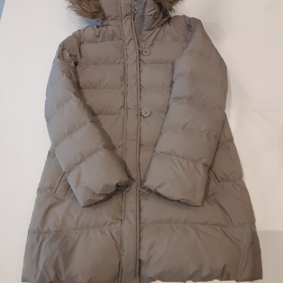 Uniqlo kids down puffer coat with faux fur trim - Picture 8 of 10